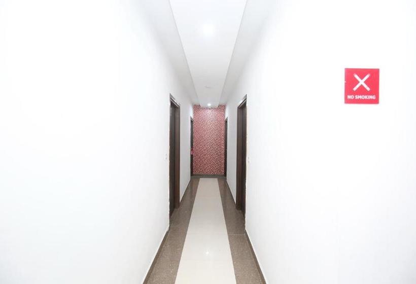 فندق Royal Blue By Oyo Rooms