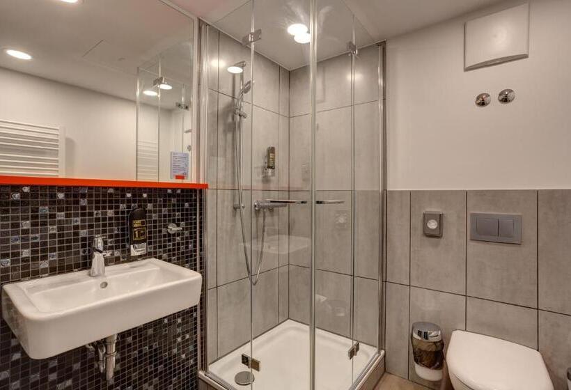 Meininger Hotel München Olympiapark