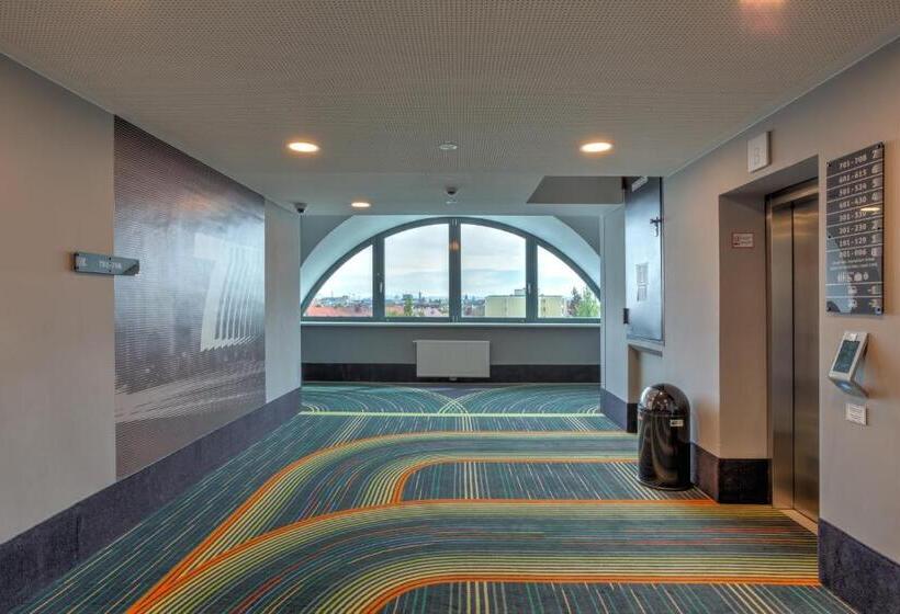 Meininger Hotel München Olympiapark