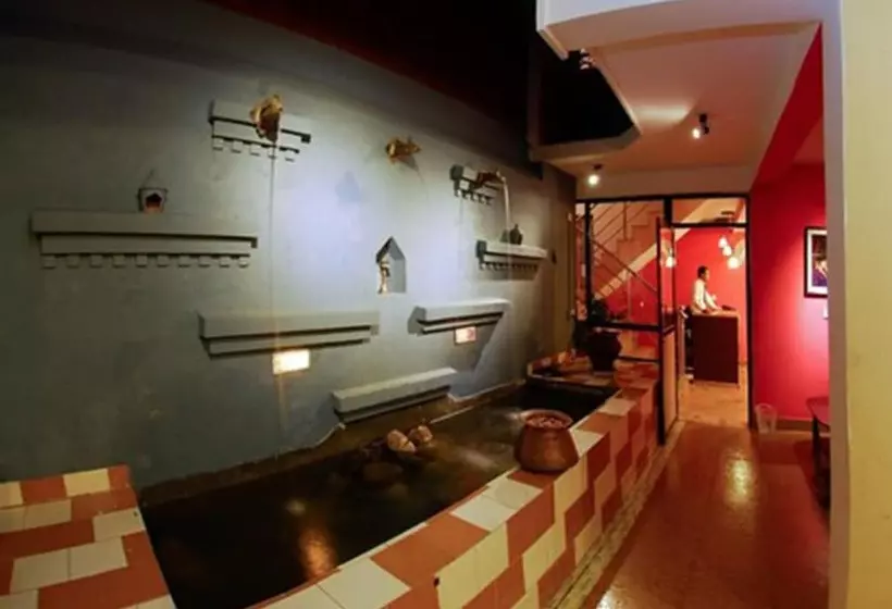 پانسیون Ambience Guest House