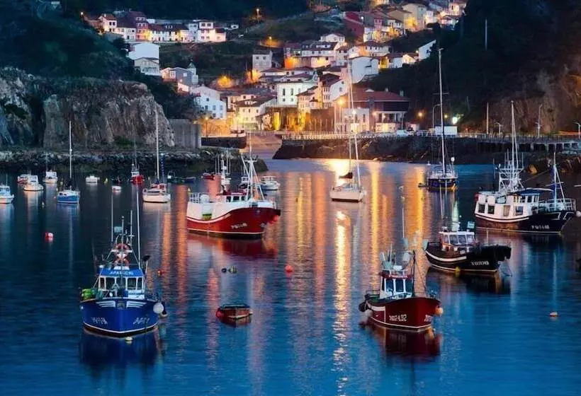 Apartamentos Rurales La Torre