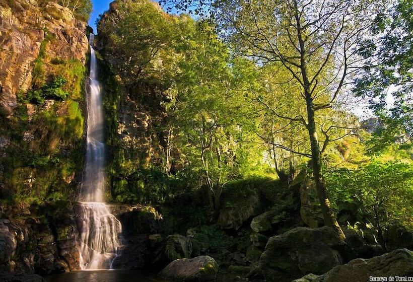Apartamentos Rurales La Torre