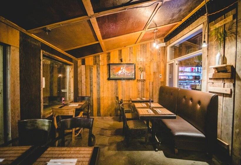 Aux 4 Vents  Auberg Inn