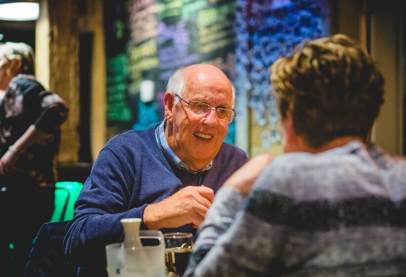 Aux 4 Vents  Auberg Inn