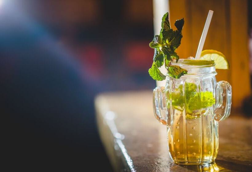 Aux 4 Vents  Auberg Inn