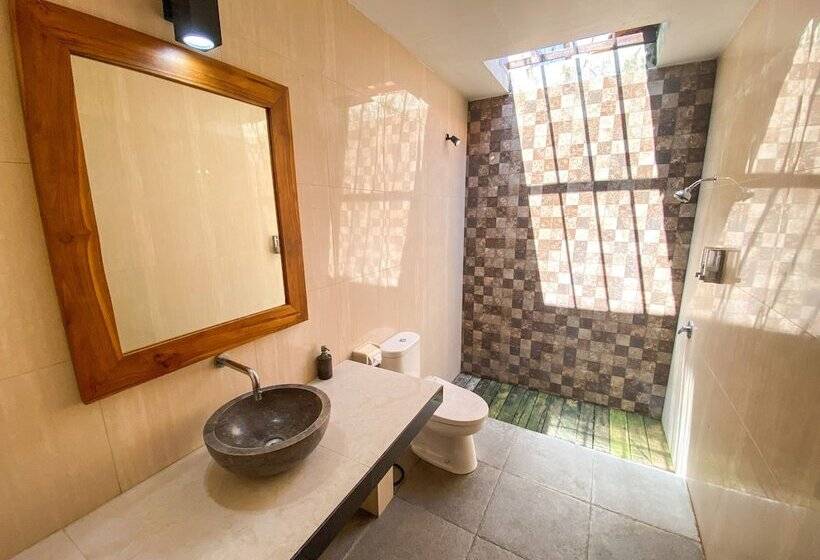 تختخواب و صبحانه Pattri Garden Lembongan