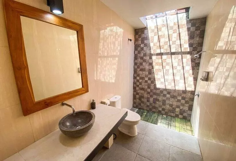 تختخواب و صبحانه Pattri Garden Lembongan