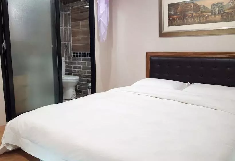 تختخواب و صبحانه Spring Valley