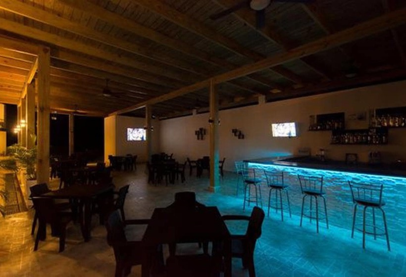 هتل Caribbean Diamond Boutique