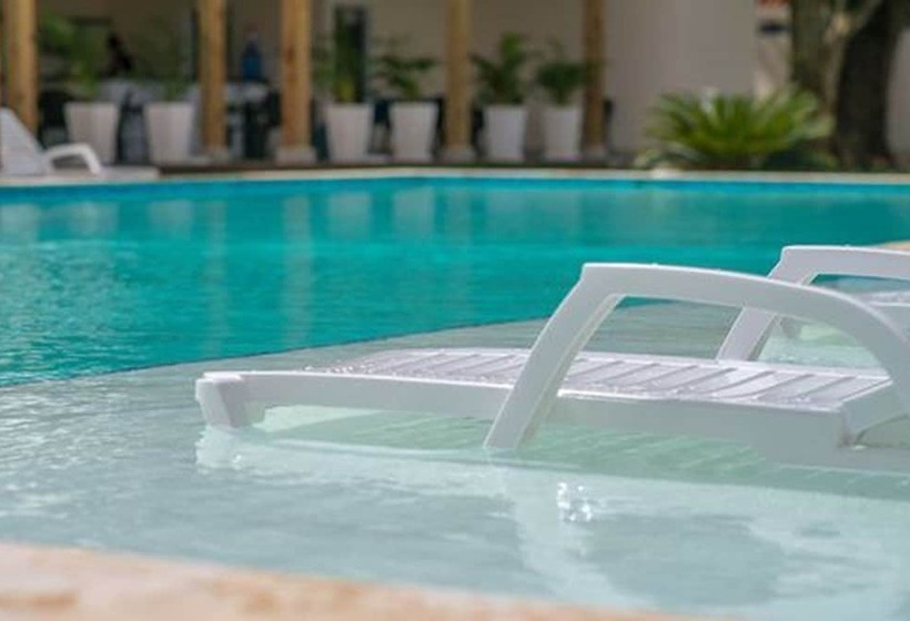 هتل Caribbean Diamond Boutique