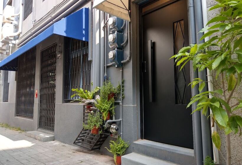 پانسیون Oyaji Guesthouse