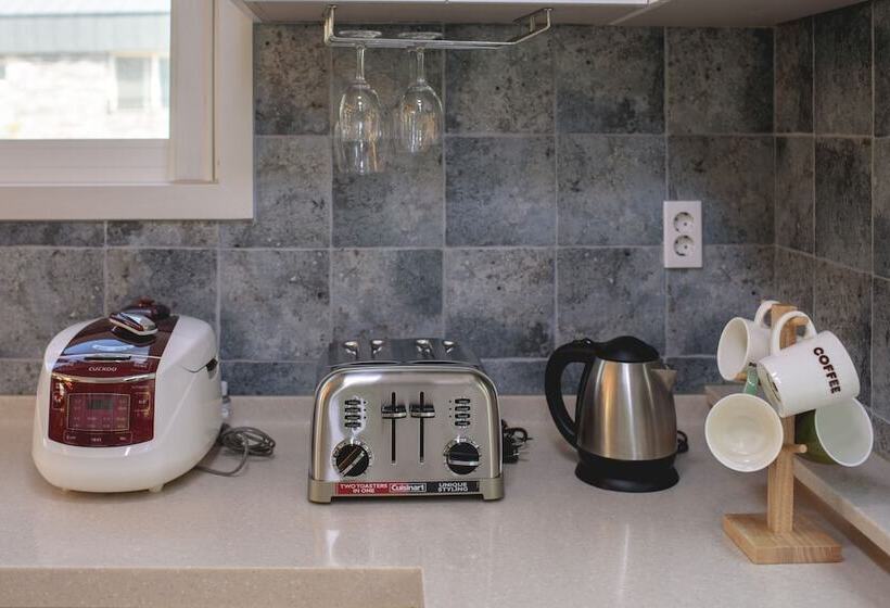 膳宿费 Private Family Homestay   Farm Square