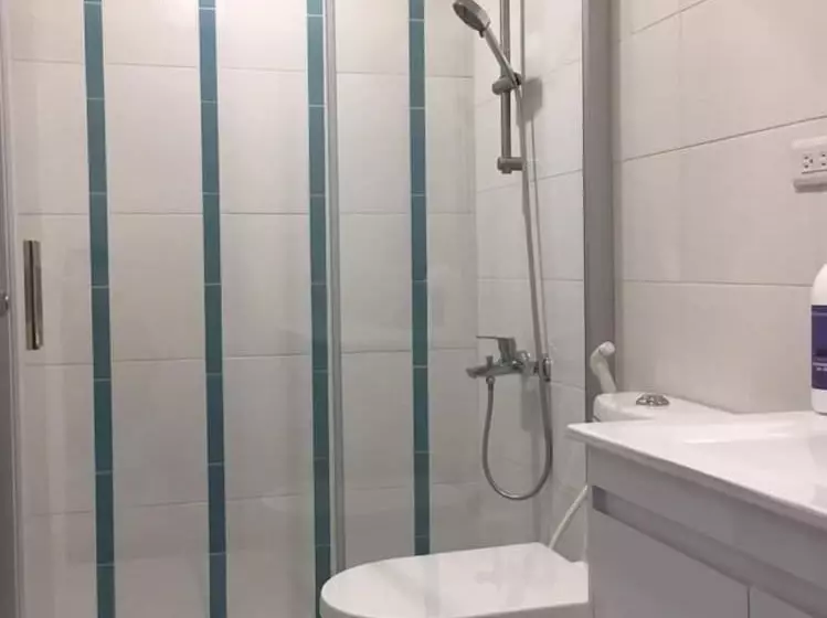 پانسیون The Wus