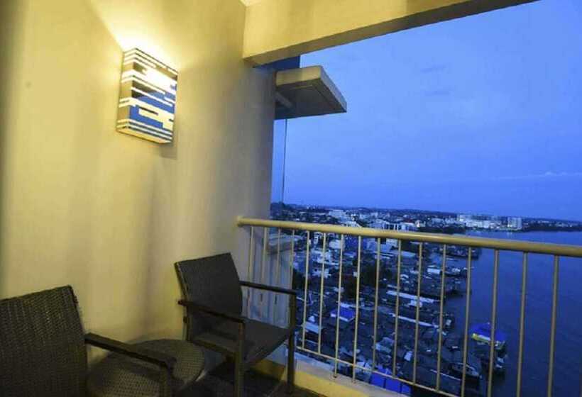 The Malibu Suites Balikpapan By Sissae Living