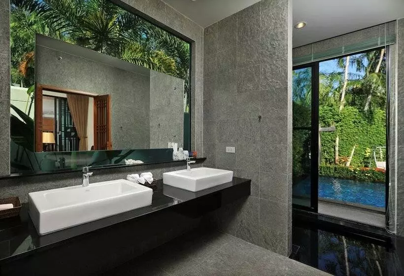 Villa Nias