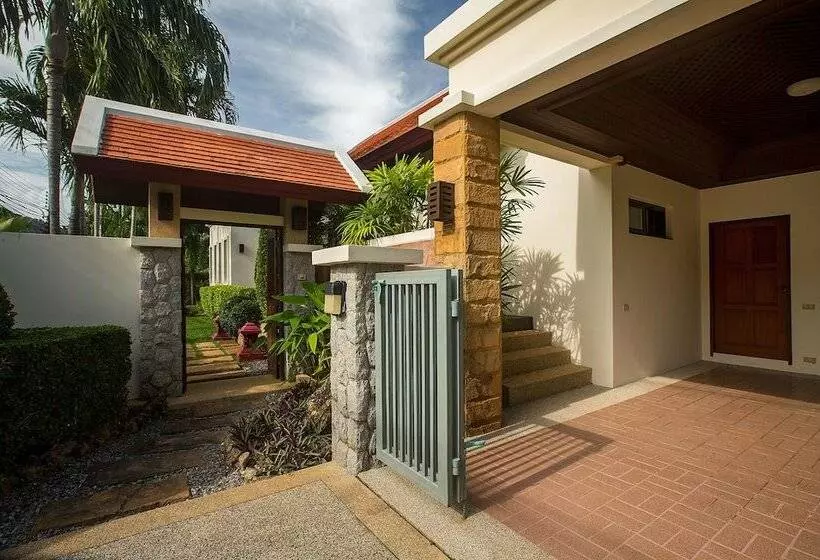 Villa Pagai