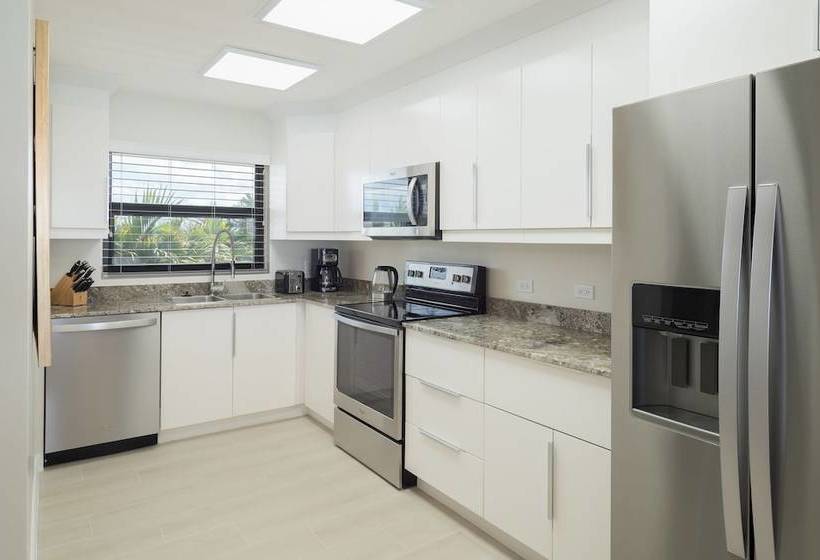 Casa Caribe Condominiums Unit 21