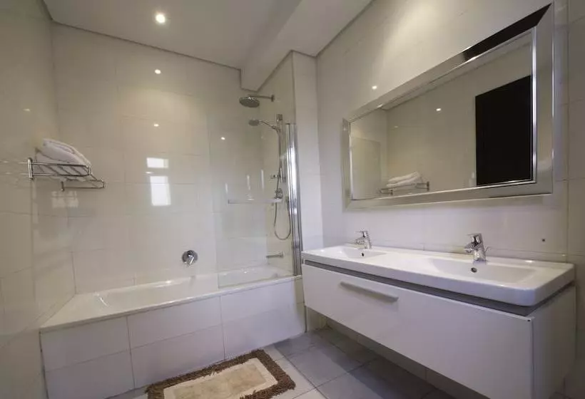 Goosepen Suites Ikoyi