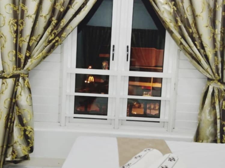 Homestay Nimah Seaview