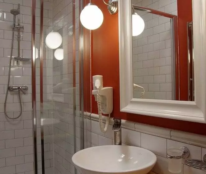 هتل Barin Residence Centre