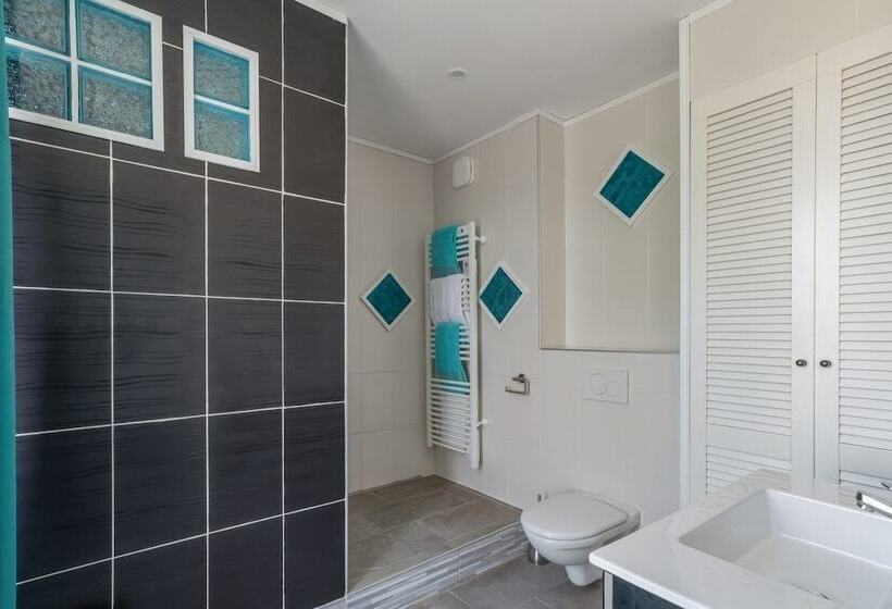 فندق Château Lacaze