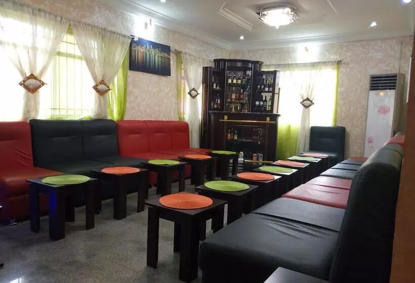 ホテル De Maria Inn