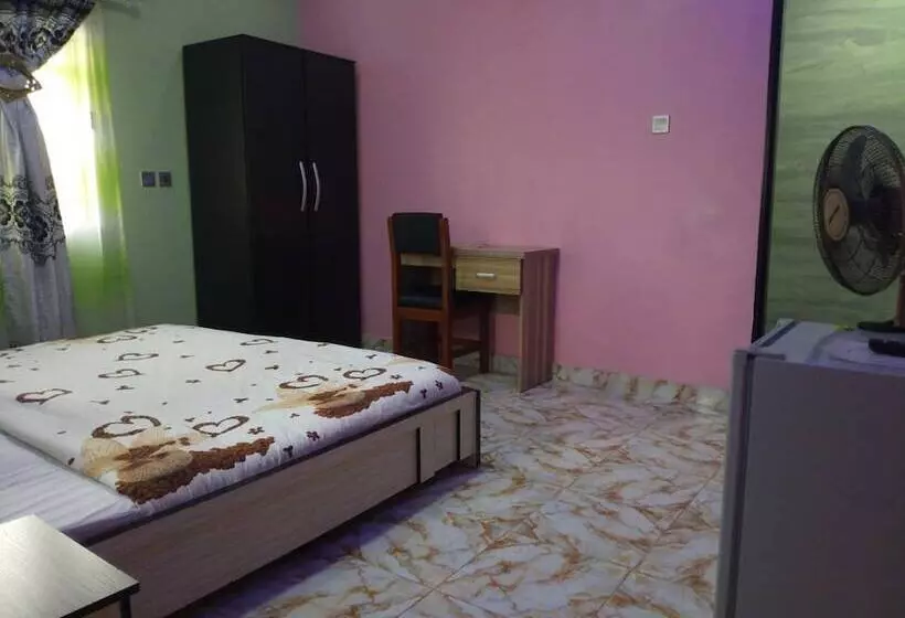 ホテル De Maria Inn