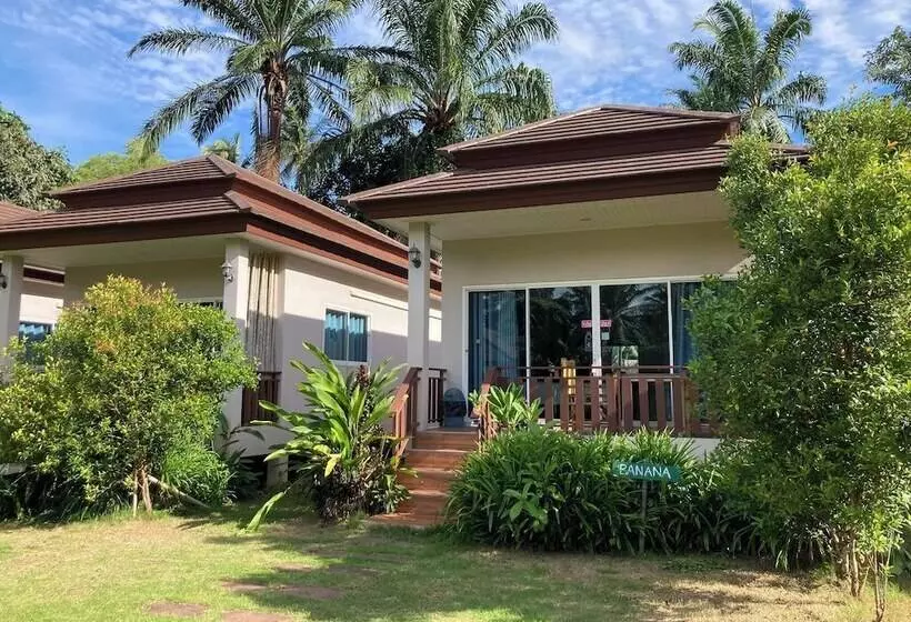 هتل Lay Back Villa