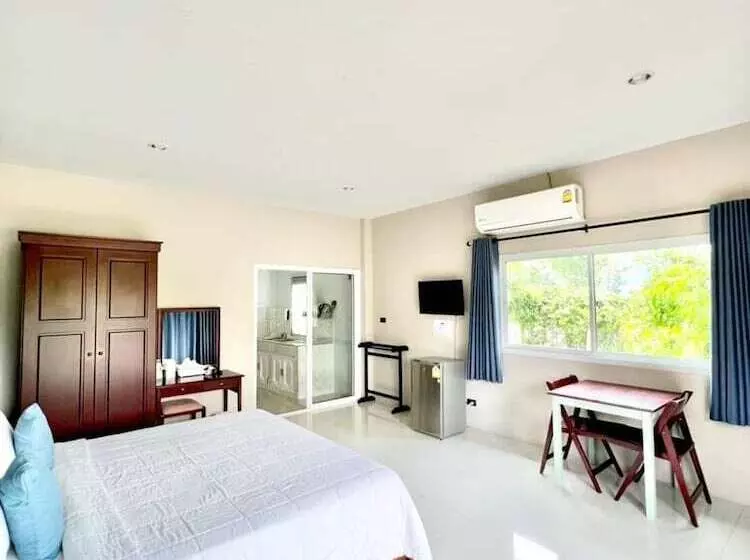 هتل Lay Back Villa