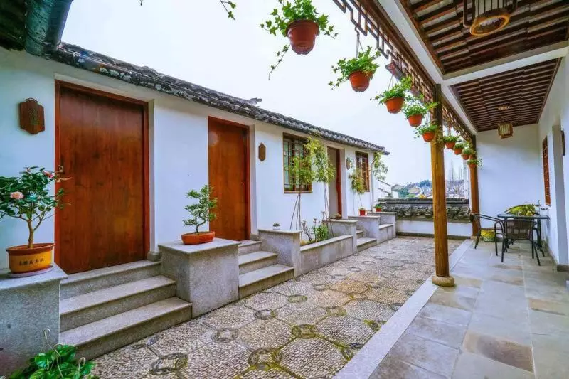 Hotelli Yiyun Botique Inn Fujia Tongli