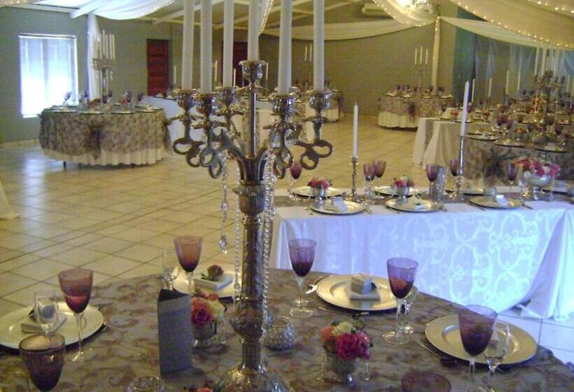 Lalapanzi Hotel & Conference Centre