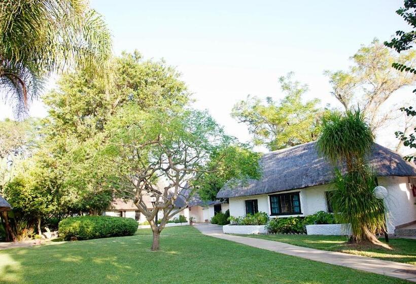 Lalapanzi Hotel & Conference Centre