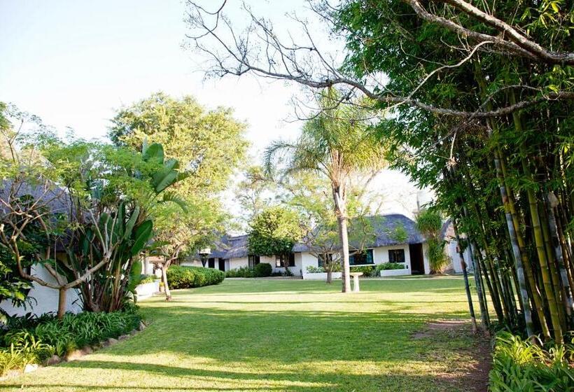 Lalapanzi Hotel & Conference Centre