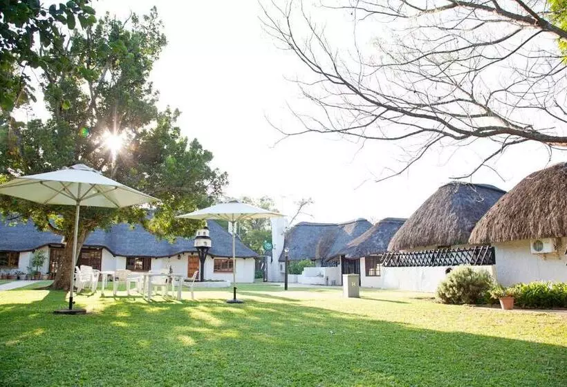 Lalapanzi Hotel & Conference Centre