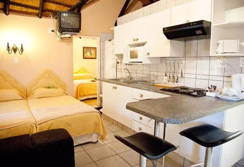 Lalapanzi Hotel & Conference Centre
