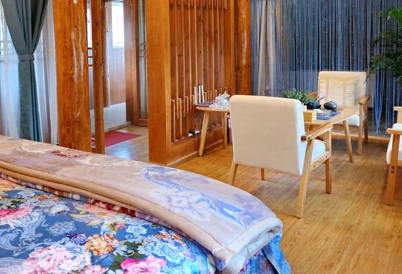 Ling Jing Boutiqu Inn