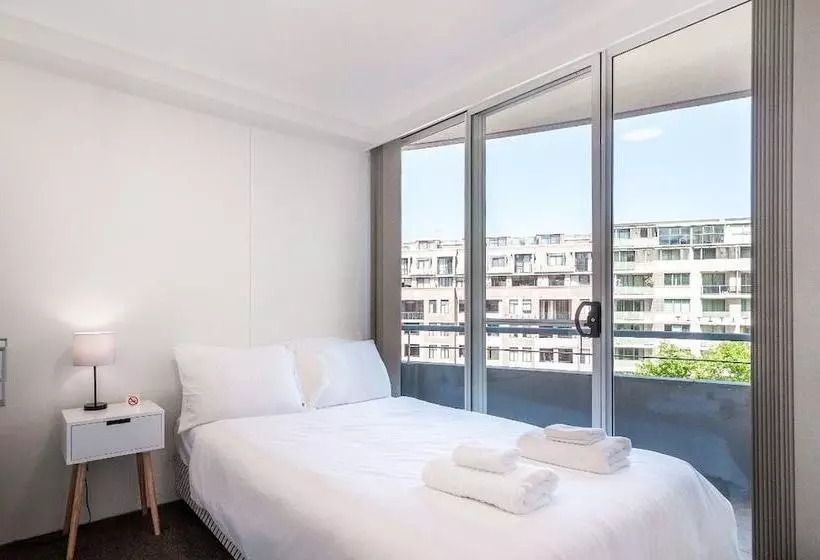 Liv Apartments Darling Harbour