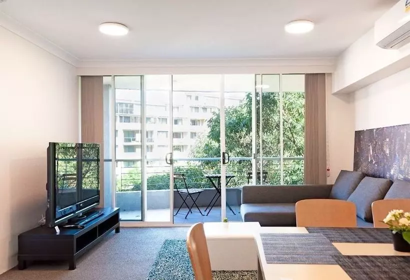 Liv Apartments Darling Harbour