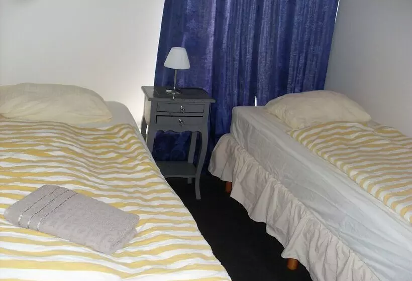 پانسیون Grímstunga Guesthouse