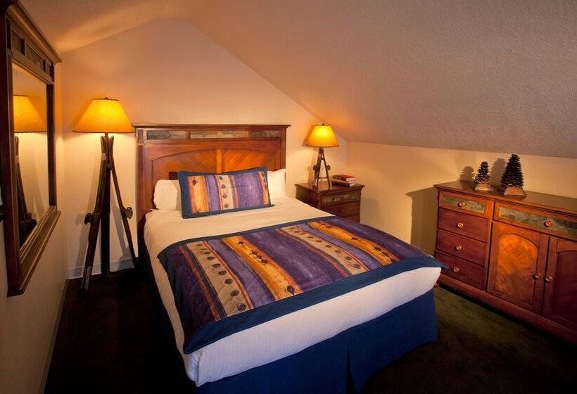 Alpine Village Suites