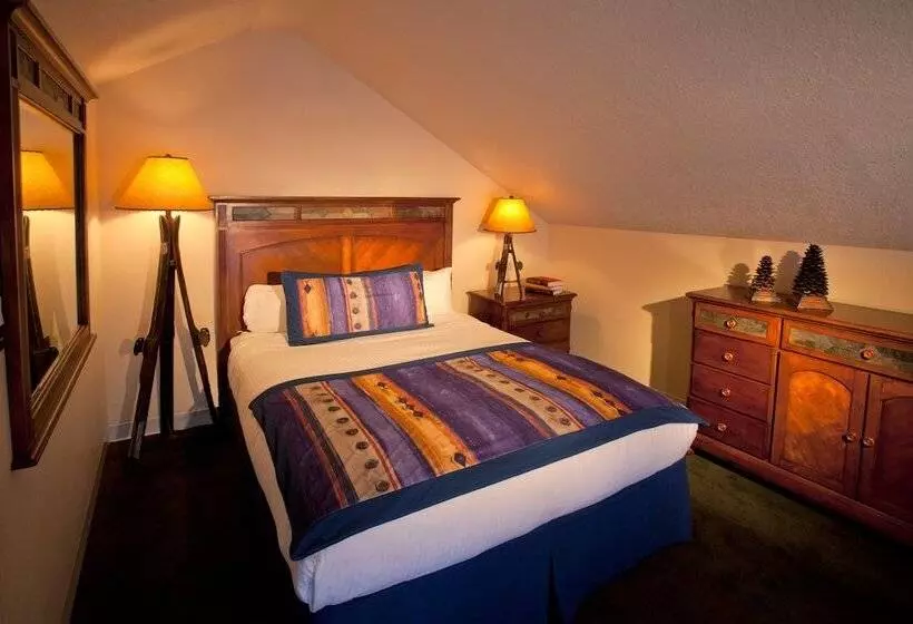 Alpine Village Suites