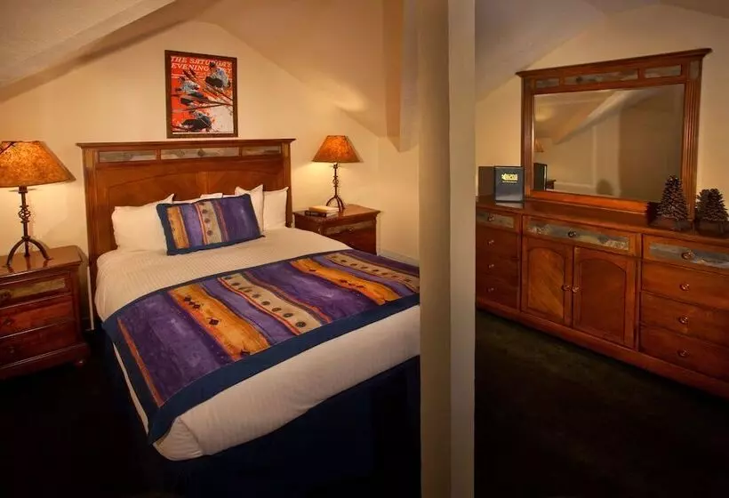 Alpine Village Suites