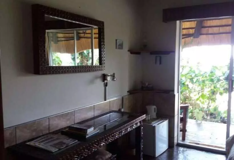 هتل Caprivi River Lodge