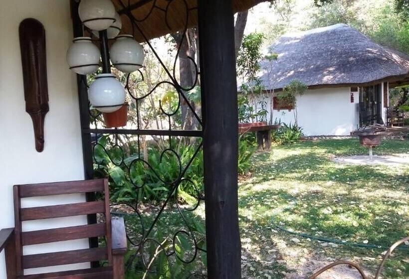 هتل Caprivi River Lodge