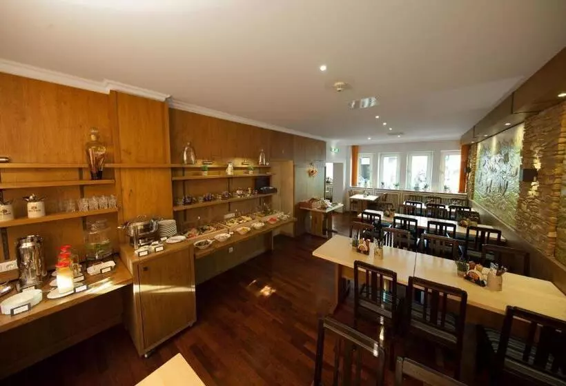 Hotelli Paulaner Am Dom