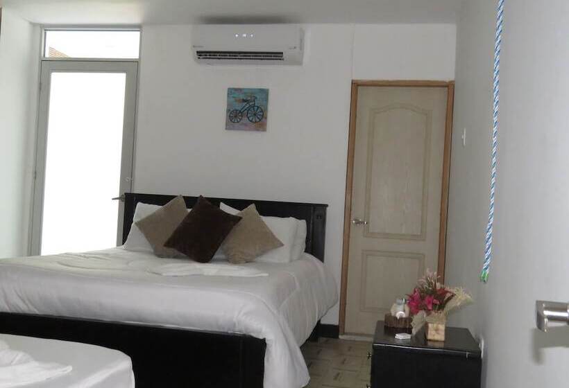 Hotel Progreso Plaza