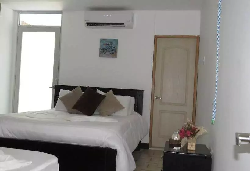 Hotel Progreso Plaza