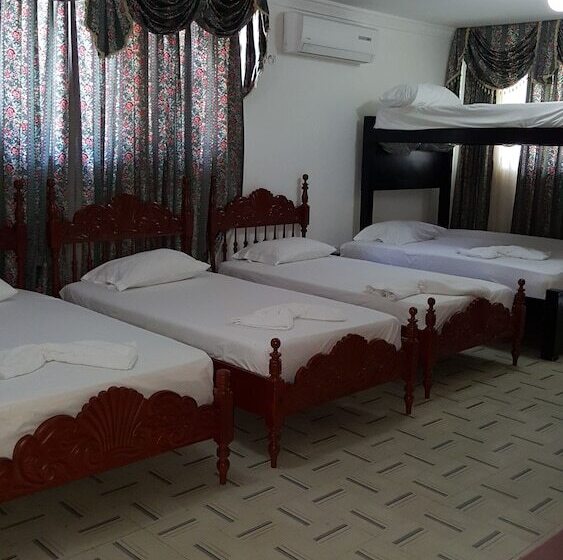 Hotel Progreso Plaza