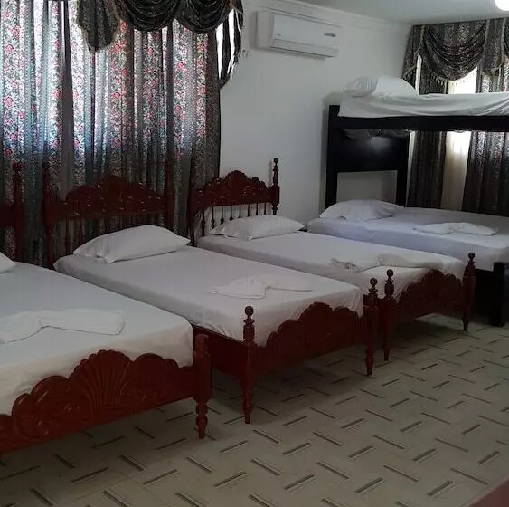 Hotel Progreso Plaza