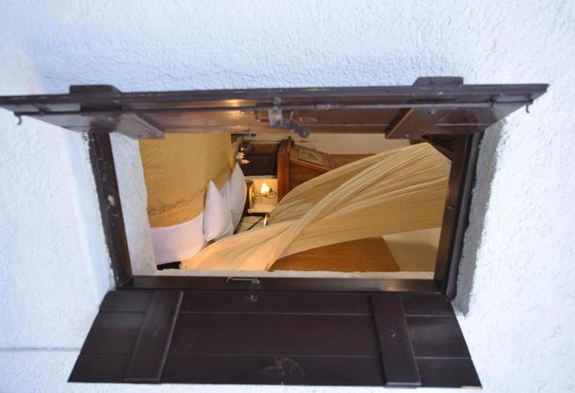 Troullos Traditional Homes